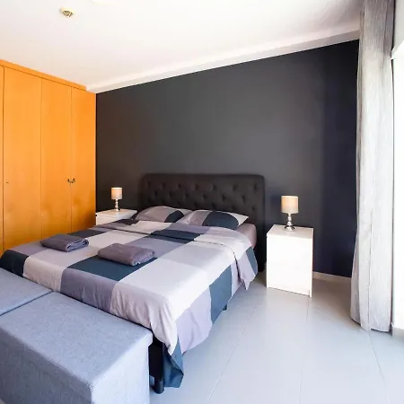 Modern In With Swimming Pool Διαμέρισμα *
